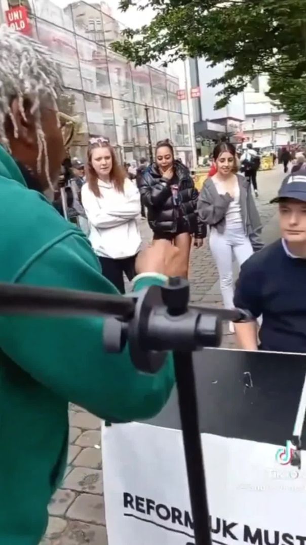 YOUNG BOB HIT A GIRL AND PAID THE PRICE! #shorts #news
